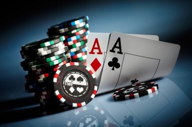 Modern adventure-themed Joker Gaming slot with bonus features